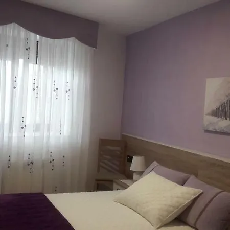 Pension Las Catedrales Гостевой дом Рибадео